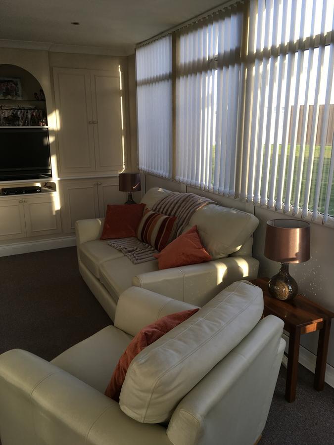 50 Toledo, Selsey Country Club Villa Buitenkant foto